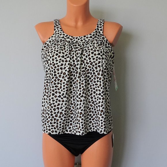 Coco Reef Other - Coco Reef NWT Animal Print 2 Piece Tankini Set